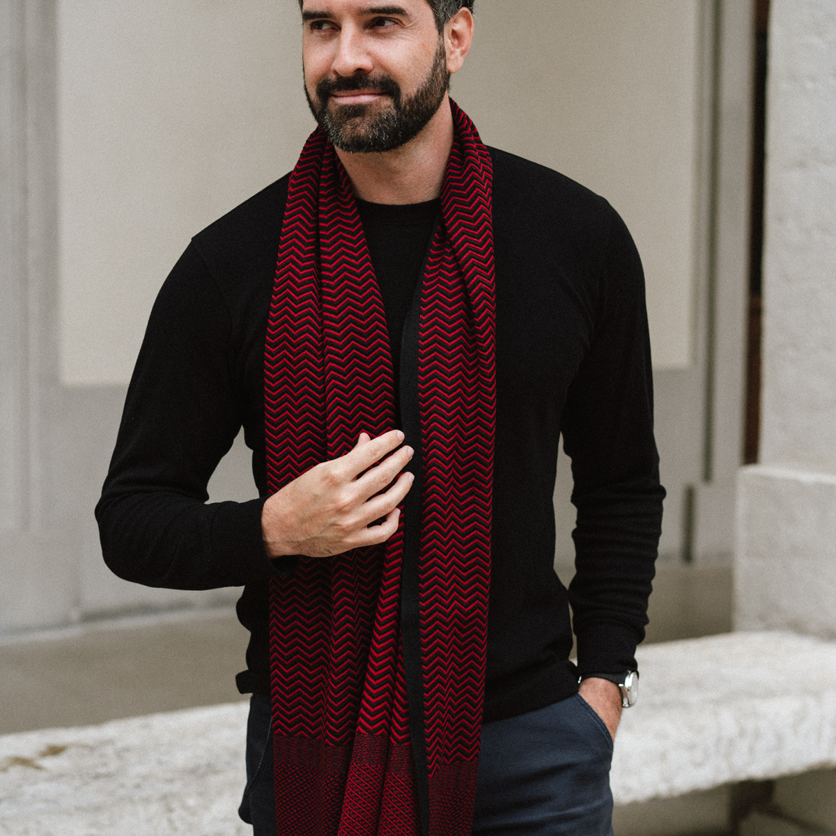 Grande écharpe homme chaude en laine et soie rouge et noir